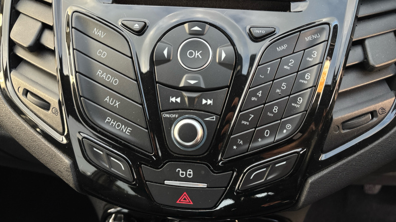 Ford Fiesta 1.25 82 Zetec 3dr Petrol Hatchback